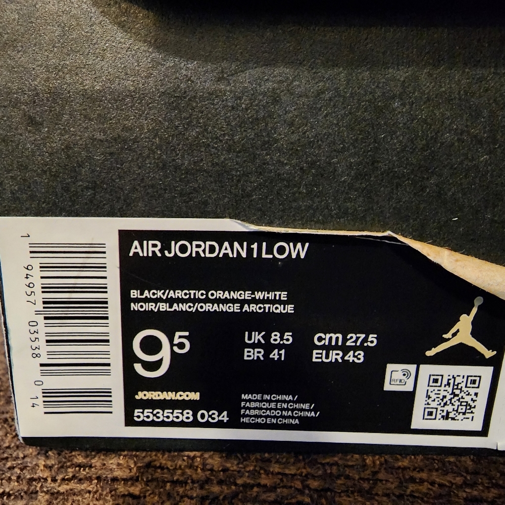 Retro Jordan 1 Low "Crimson Tint"